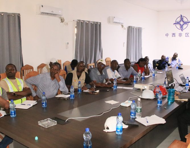 Travail de terrain de la Commission de Gestion du Trafic avec le staff du PRT, la Mission de surveillance et l&rsquo;ARB